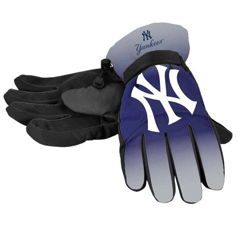 yankee gloves.